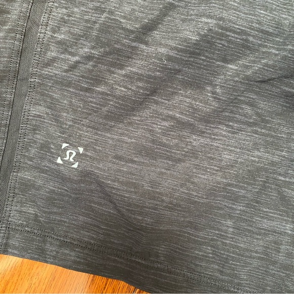 Lululemon Pace Breaker Short 9” Liner Heather Allover Deep Coal, Size S - Picture 5 of 6
